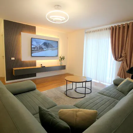 شقة House On The Sea ساراندا